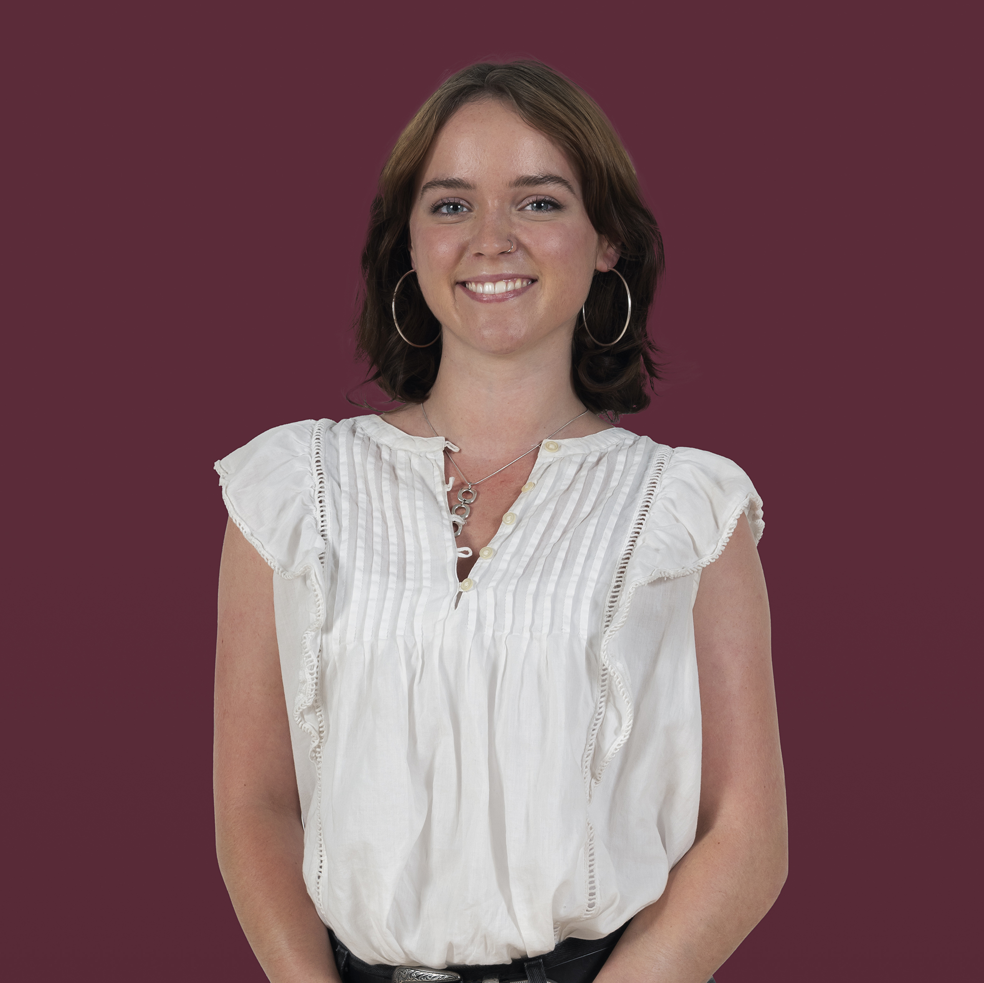 HANNA CLUTE<br />
Gallery Associate