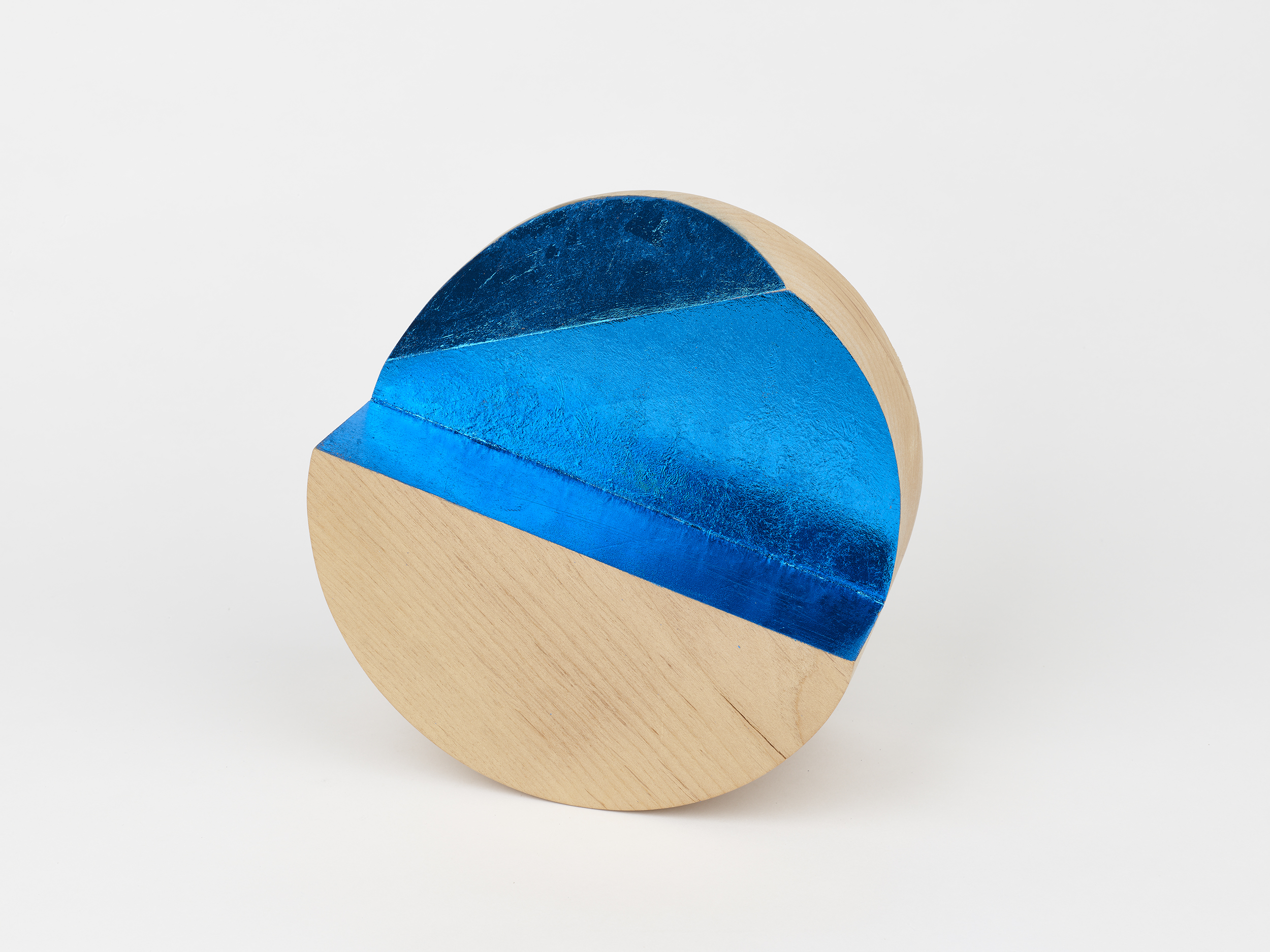<p>Catherine Wagner<br /><em>Blue Facets I</em>, 2025<br />Wood with blue leaf<br />8 x 8 inches / 20.3 x 20.3 cm<br />Unique</p>
