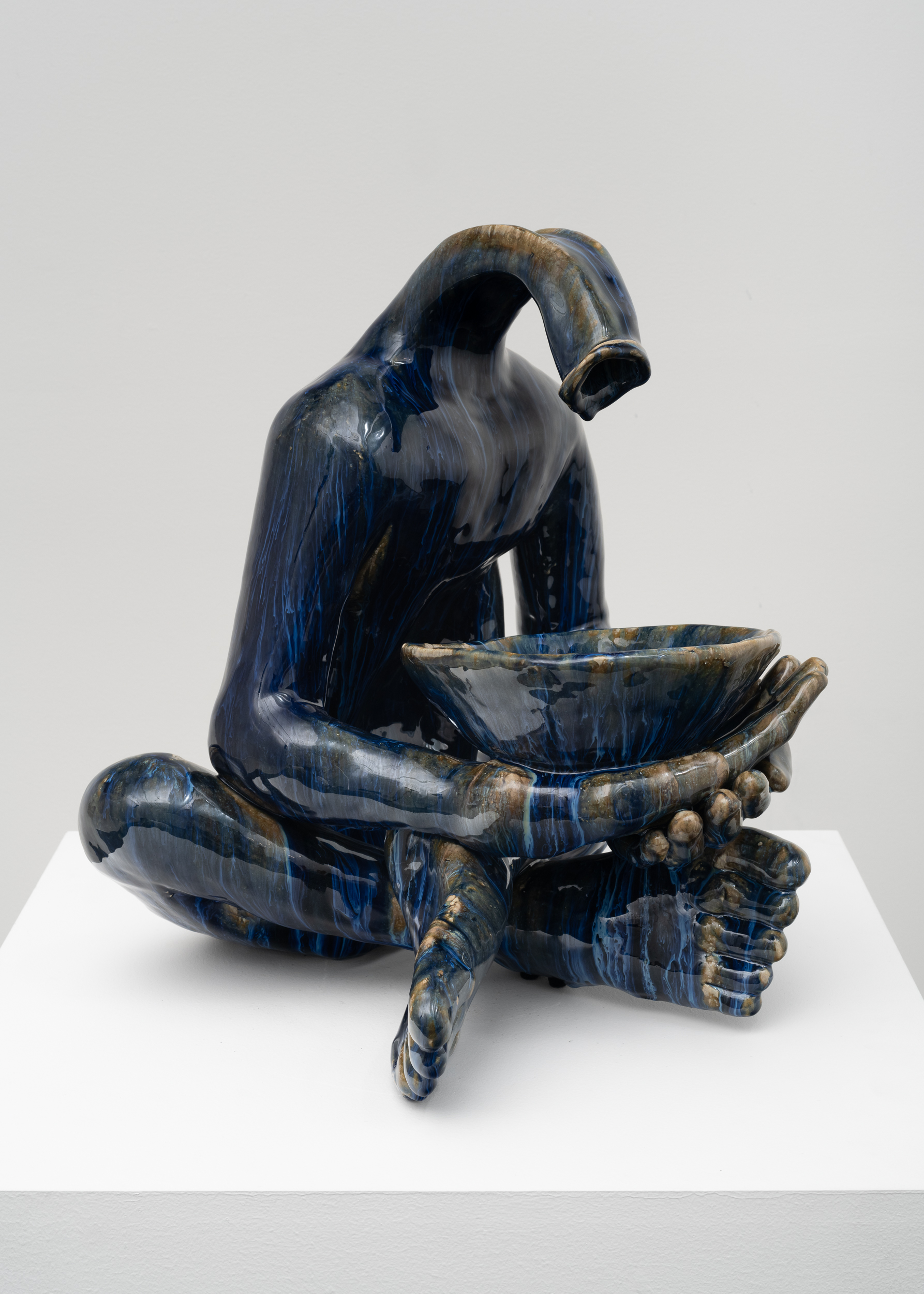 <p>Woody De Othello<br /><em>Self awakening,</em> 2025<br />Glazed ceramic<br />19 x 20 x 18 inches / 48.3 x 50.8 x 45.7 cm</p>
