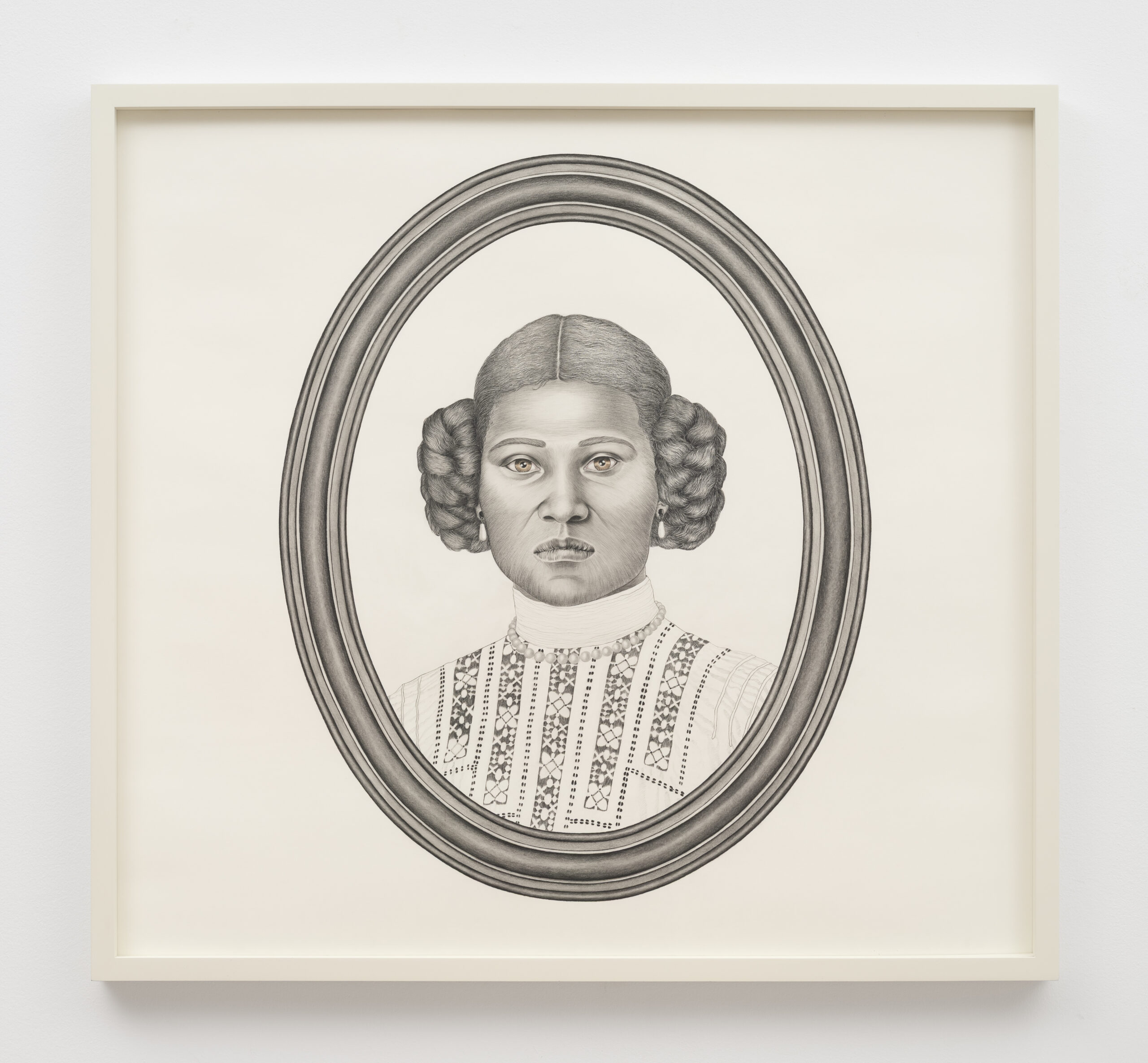 <p>Lava Thomas<br /><em>Looking Back IV</em>, 2021<br />Graphite, Conté crayon, charcoal and watercolor on paper<br />37 3/4 x 40 3/4 x 2 inches / 95.9 x 103.5 x 5.1 cm</p>
