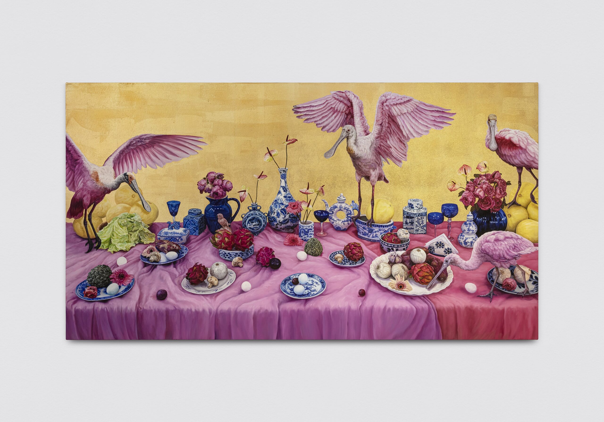 Ana Elisa Egreja<br><em>Pink Table with Chinoiserie and Roseate Spoonbills [Mesa Rosa com Chinoiserie e Colhereiros-Rosados]</em>, 2026<br>Oil and 24 karat gold leaf on canvas<br>47 1/4 x 86 5/8 inches / 120 x 220 cm
