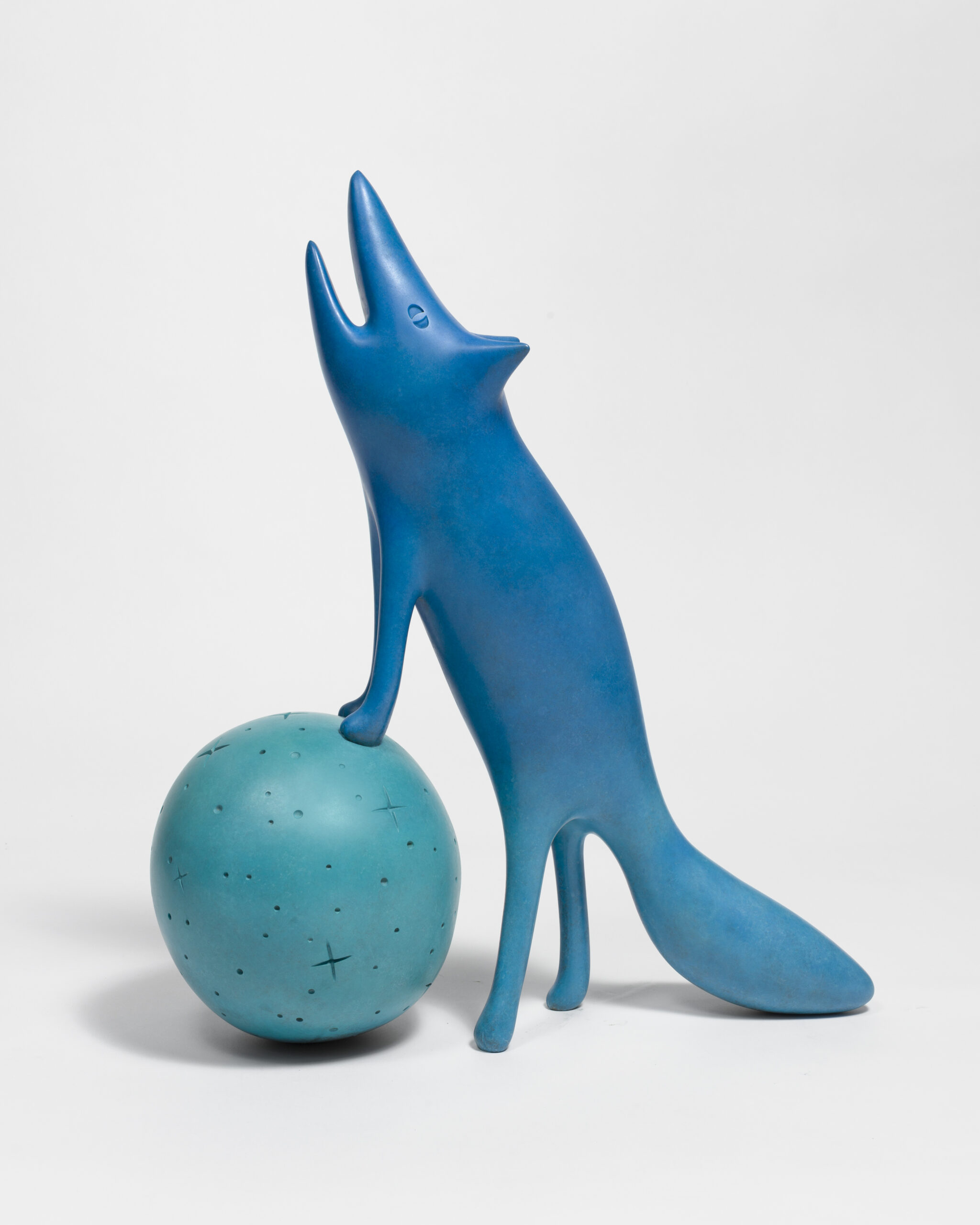 Masako Miki<br><em>Fox Delivering Messages</em>, 2026<br>Cast and patinated bronze <br>36 1/2 x 29 x 33 1/4 inches / 92.7 x 73.7 x 84.5 cm