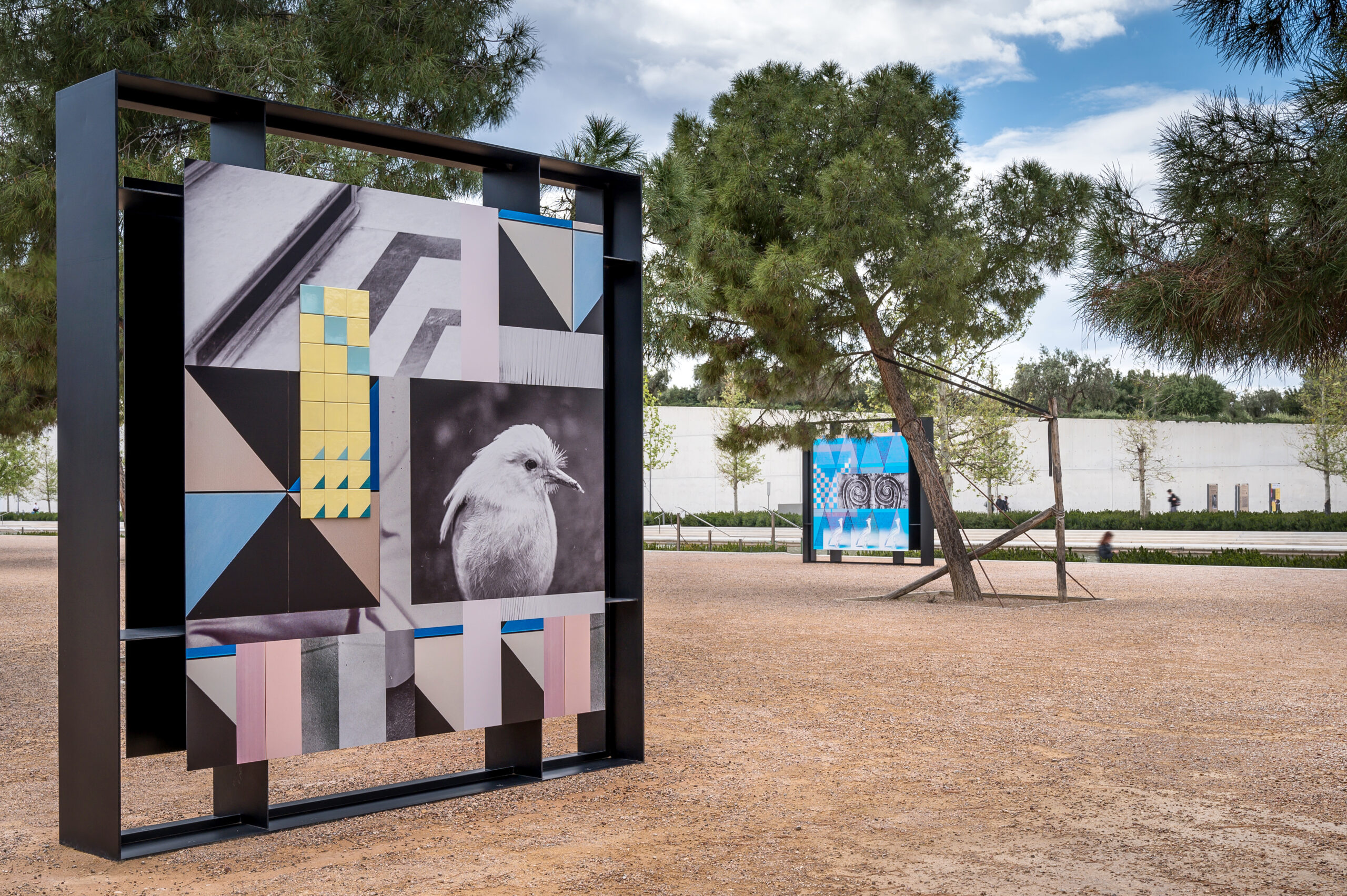 <p>Installation view, <i>Surroundings</i>, 2025, Starvos Niarchos Foundation Cultural Center, Athens.<br />
Photo: John Kouskoutis.</p>
